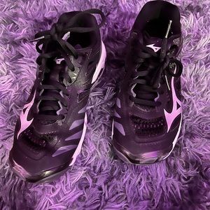 Mazuno Volleyball Shoes